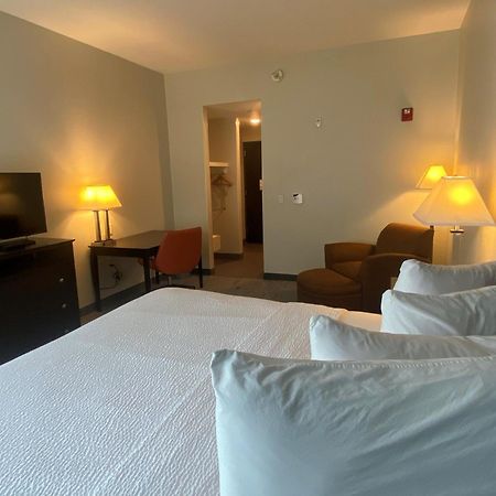 Wingate By Wyndham State Arena Raleigh/Cary Hotel Zewnętrze zdjęcie