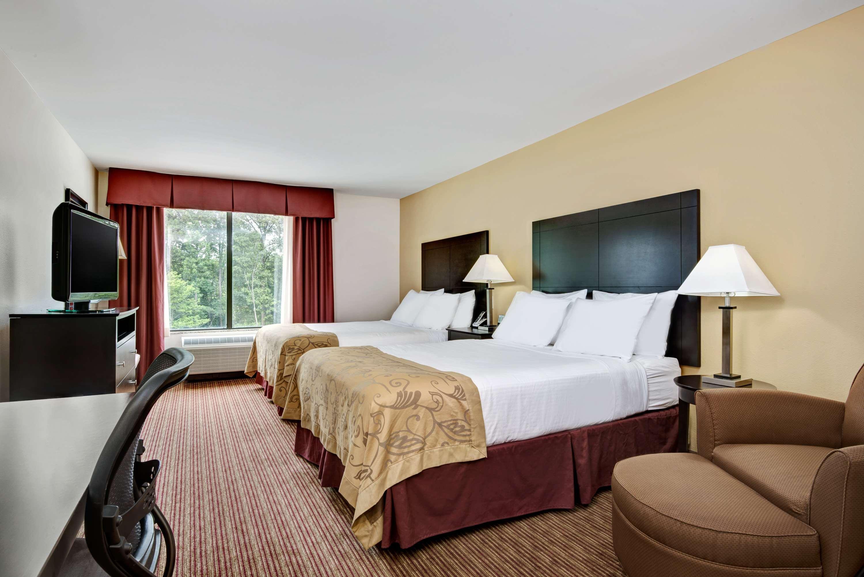 Wingate By Wyndham State Arena Raleigh/Cary Hotel Zewnętrze zdjęcie