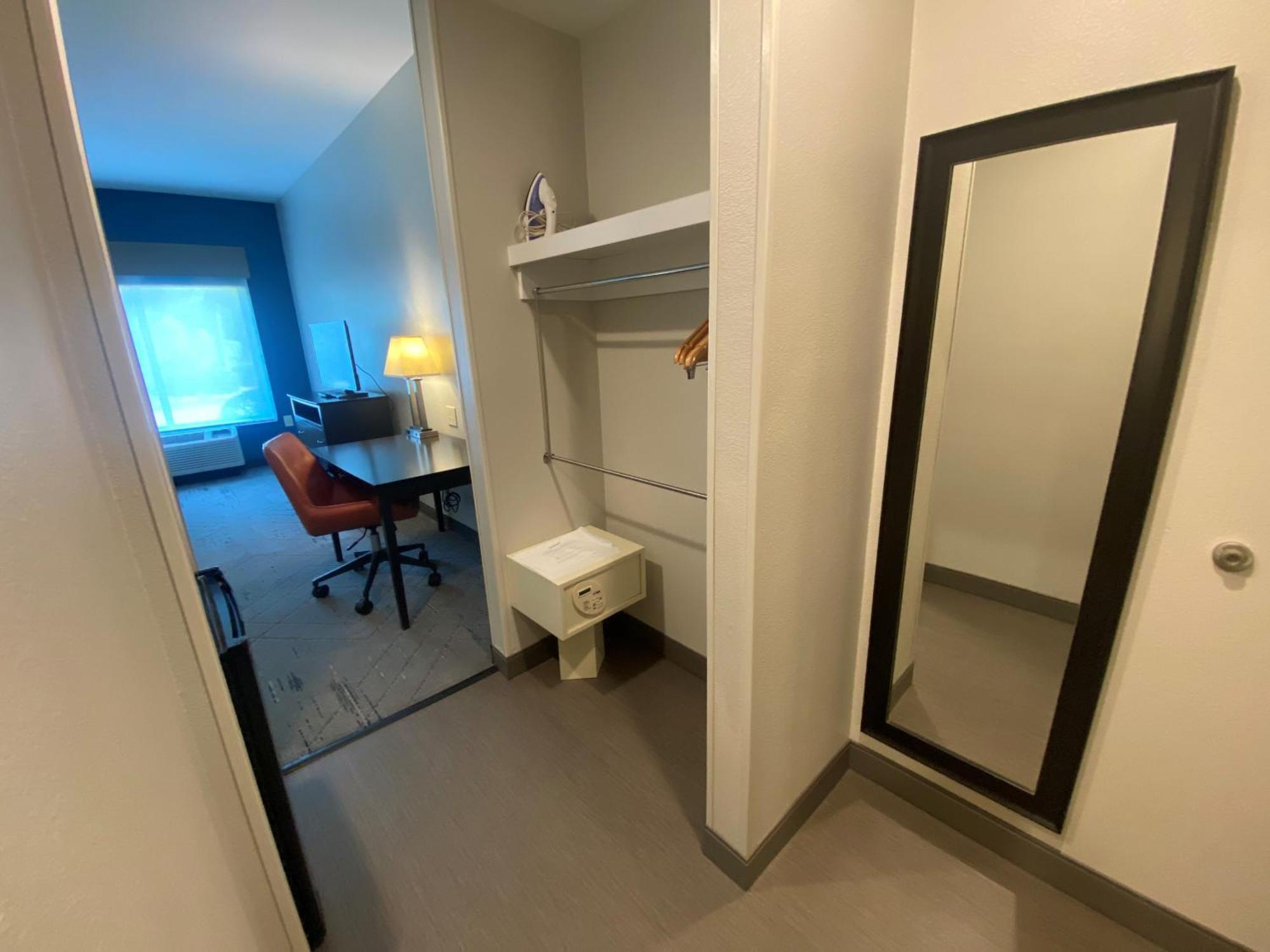 Wingate By Wyndham State Arena Raleigh/Cary Hotel Zewnętrze zdjęcie