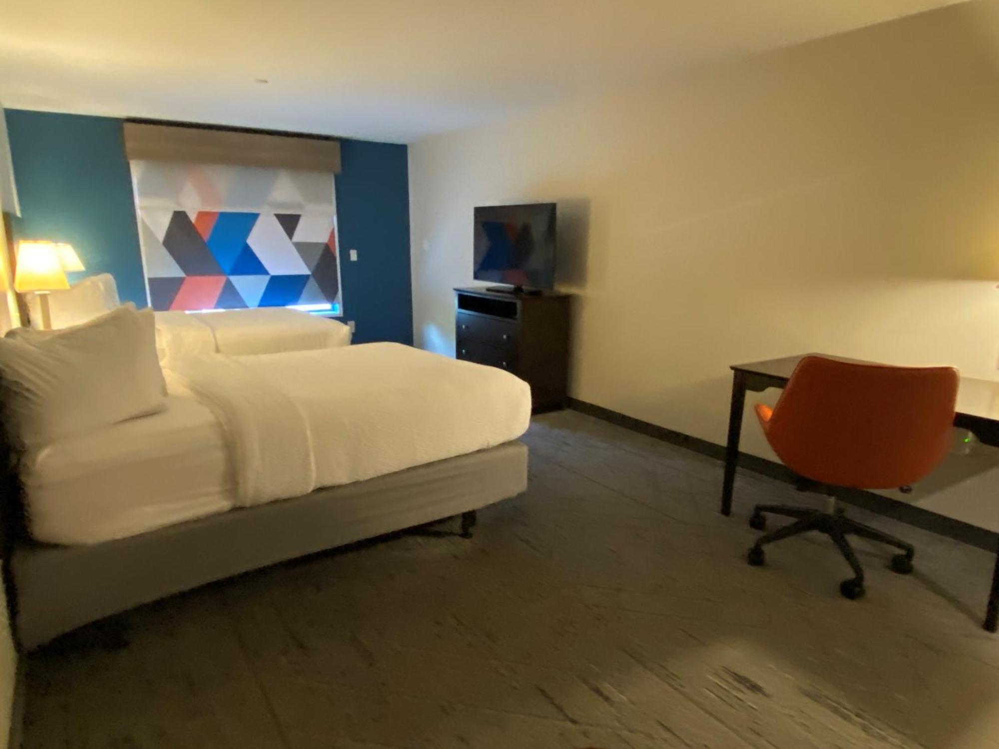 Wingate By Wyndham State Arena Raleigh/Cary Hotel Zewnętrze zdjęcie