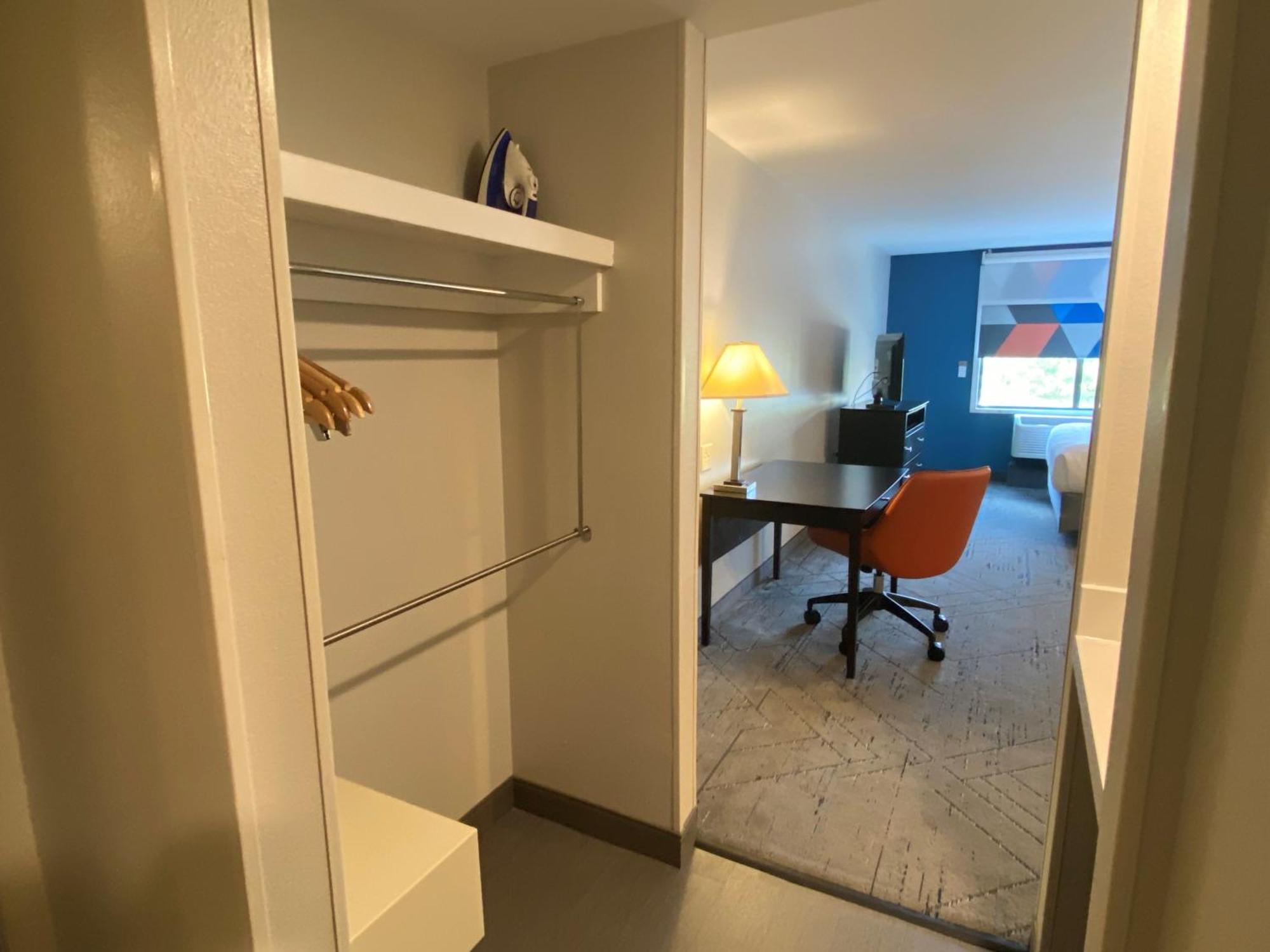 Wingate By Wyndham State Arena Raleigh/Cary Hotel Zewnętrze zdjęcie