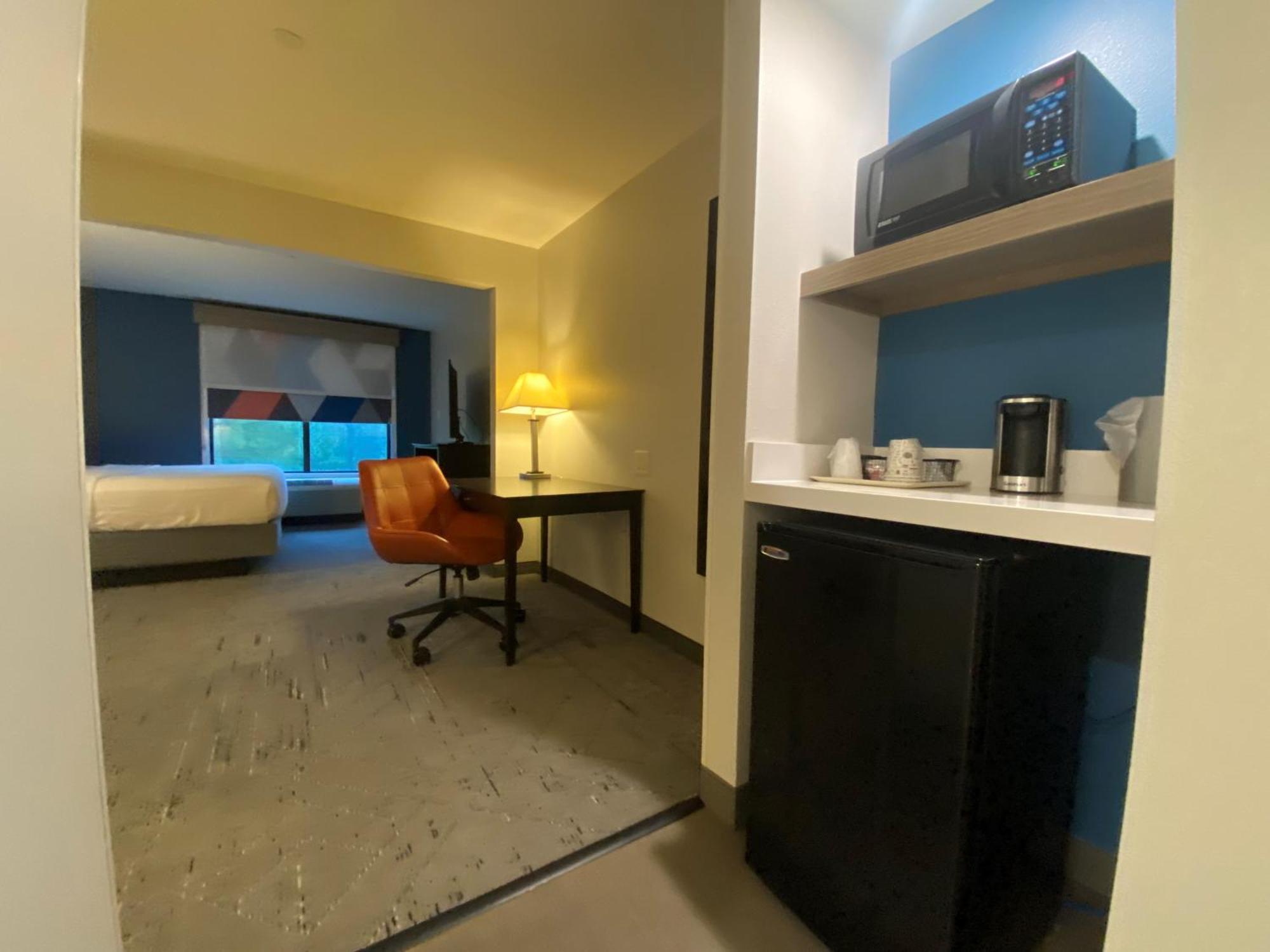 Wingate By Wyndham State Arena Raleigh/Cary Hotel Zewnętrze zdjęcie