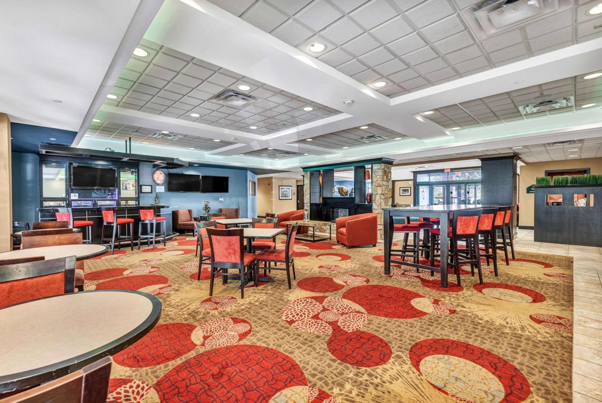 Wingate By Wyndham State Arena Raleigh/Cary Hotel Zewnętrze zdjęcie