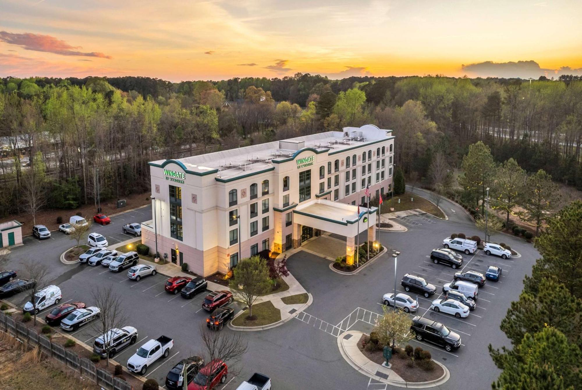 Wingate By Wyndham State Arena Raleigh/Cary Hotel Zewnętrze zdjęcie