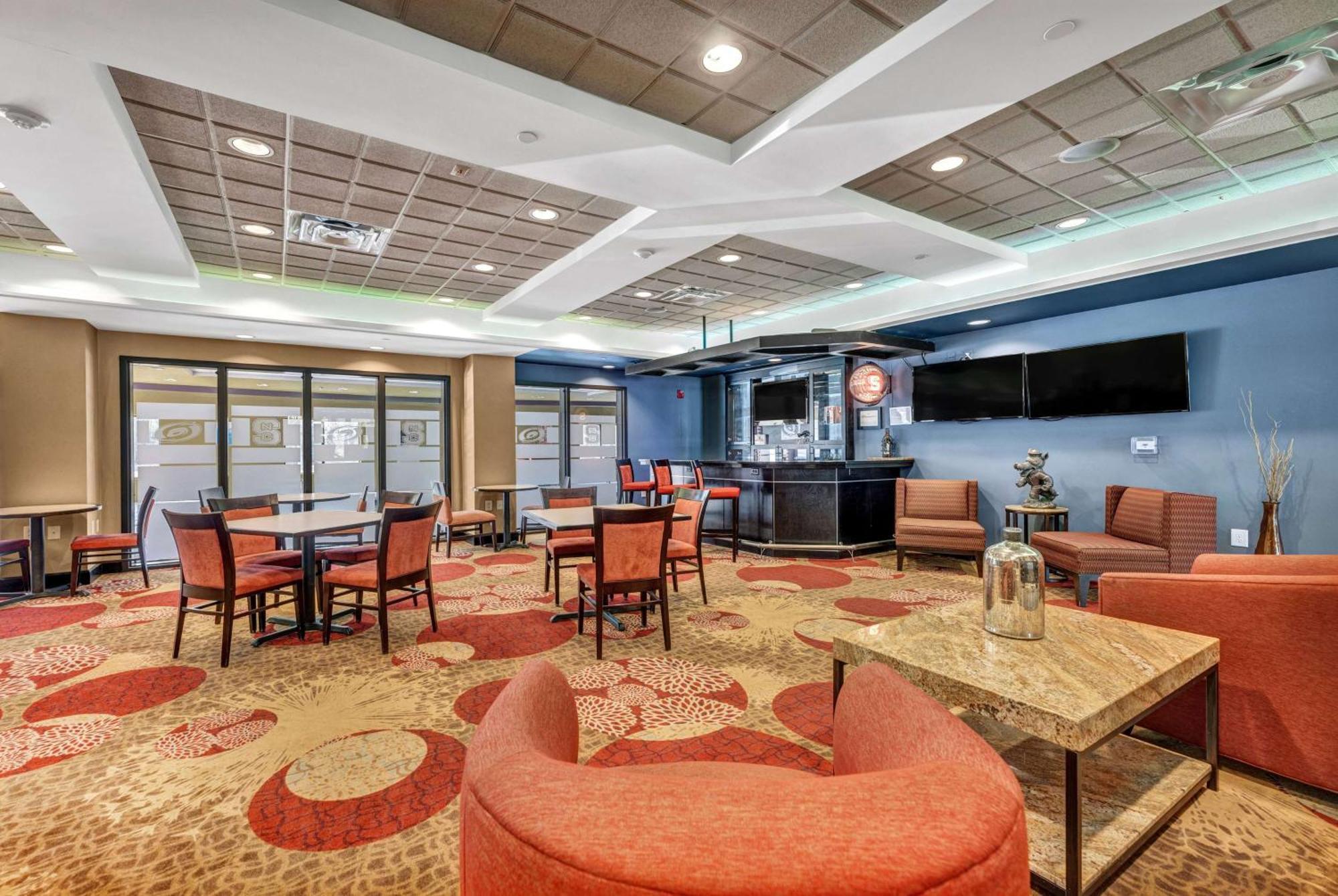 Wingate By Wyndham State Arena Raleigh/Cary Hotel Zewnętrze zdjęcie